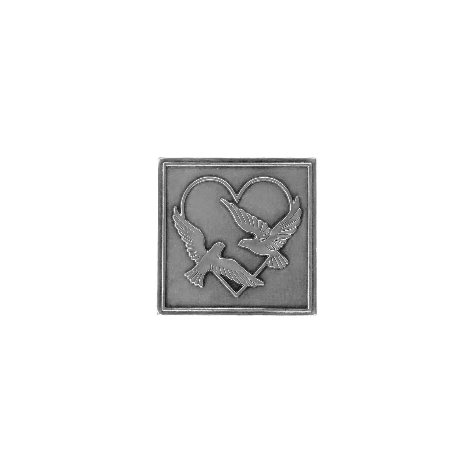Limena etiketa 'Vjenčani golubovi', kvadratna, metal, srebrna Limena etiketa 'Vjenčani golubovi', kvadratna, metal, srebrna